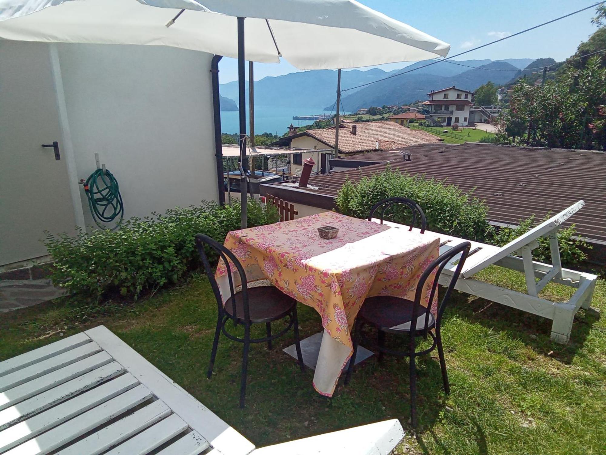 Ca Negra Ca Negra Suite Costa Volpino Exterior photo
